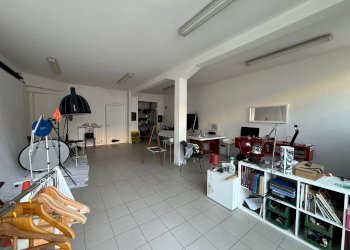 Ufficio via San Pier Tommaso, 20, Bologna (zona Fossolo) - foto 1