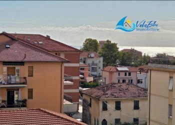 Two-room apartment San Bartolomeo al Mare - photo 9