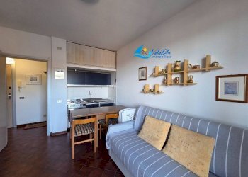 Two-room apartment San Bartolomeo al Mare - photo 28