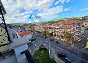 Two-room apartment San Bartolomeo al Mare - photo 34