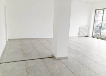 Locale Commerciale via xxviii aprile, Cuneo - foto 11