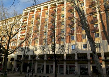 Four-room apartment Bologna (neighborhood Bolognina) - photo 1