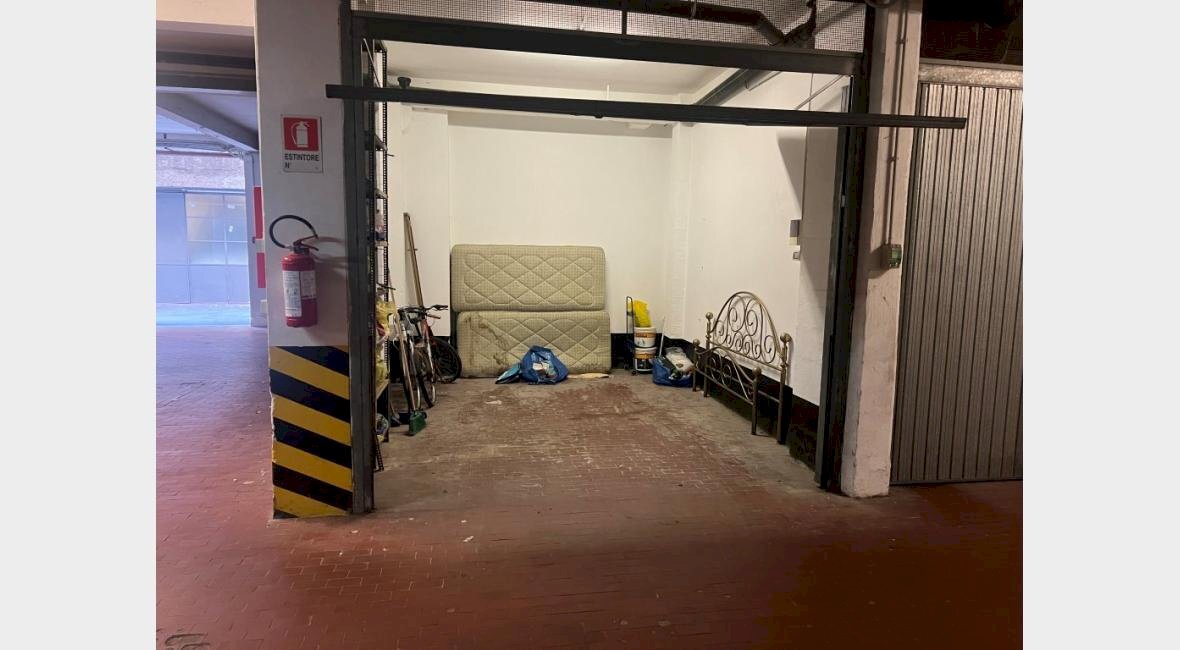 Posto Auto Genova - foto 1