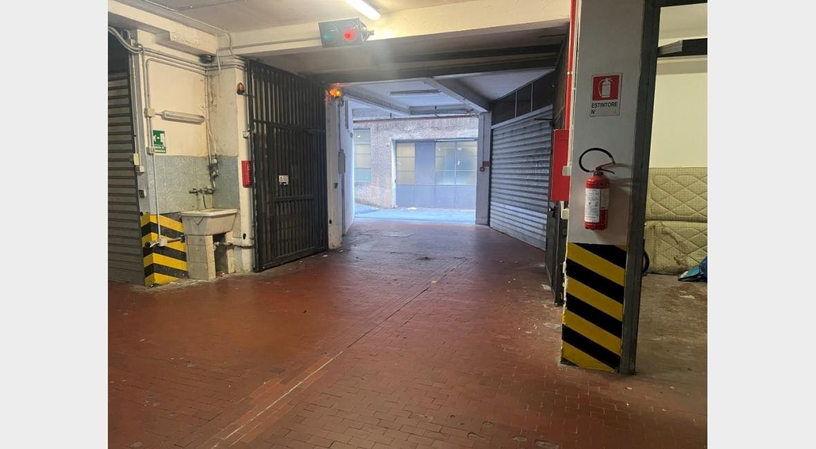 Posto Auto Genova - foto 2