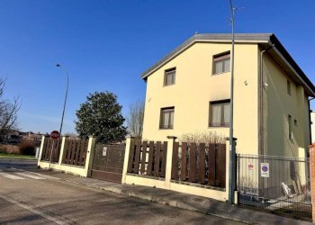 Villa Zibido San Giacomo - foto 1