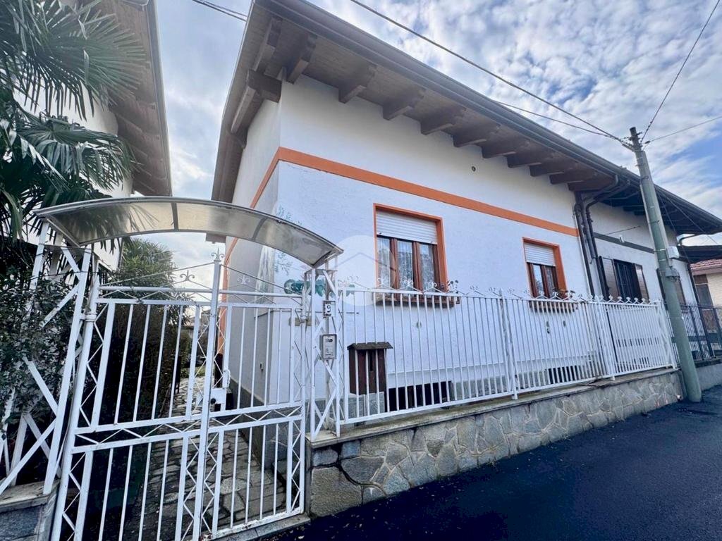 Casa semi indipendente Via puccini, Orbassano - foto 1