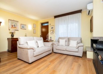 Villa a Schiera Via vittorio alfieri, San Gillio - foto 2