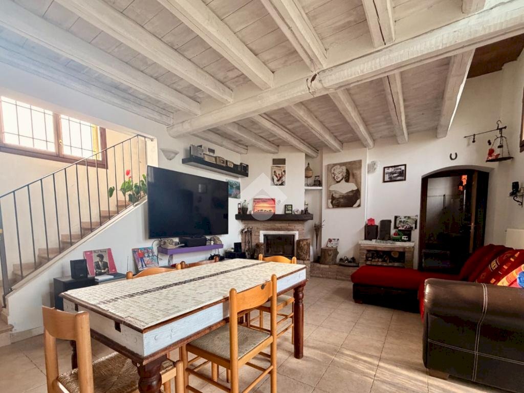 Portion of a house Via Dugliolo, Budrio - photo 2