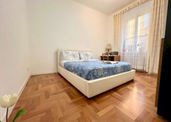 Four-room apartment Genova (neighborhood Sampierdarena) - photo 9