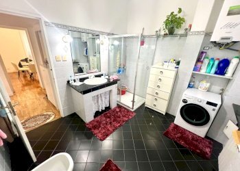 Four-room apartment Genova (neighborhood Sampierdarena) - photo 14