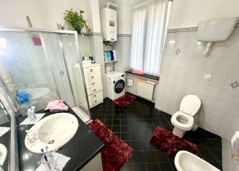 Four-room apartment Genova (neighborhood Sampierdarena) - photo 13