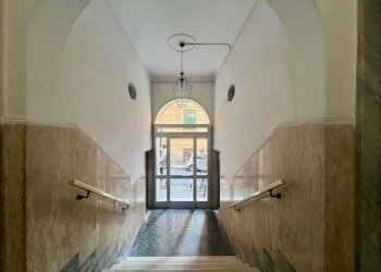 Four-room apartment Genova (neighborhood Sampierdarena) - photo 19