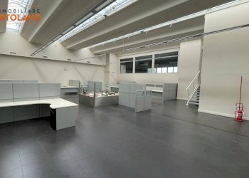 Foto 3 - Locale Commerciale Via dell'Industria
 
3, Ronchi dei Legionari - foto 3