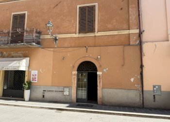 Foto 4 - Negozio Corso Sertorio, Norcia - foto 4