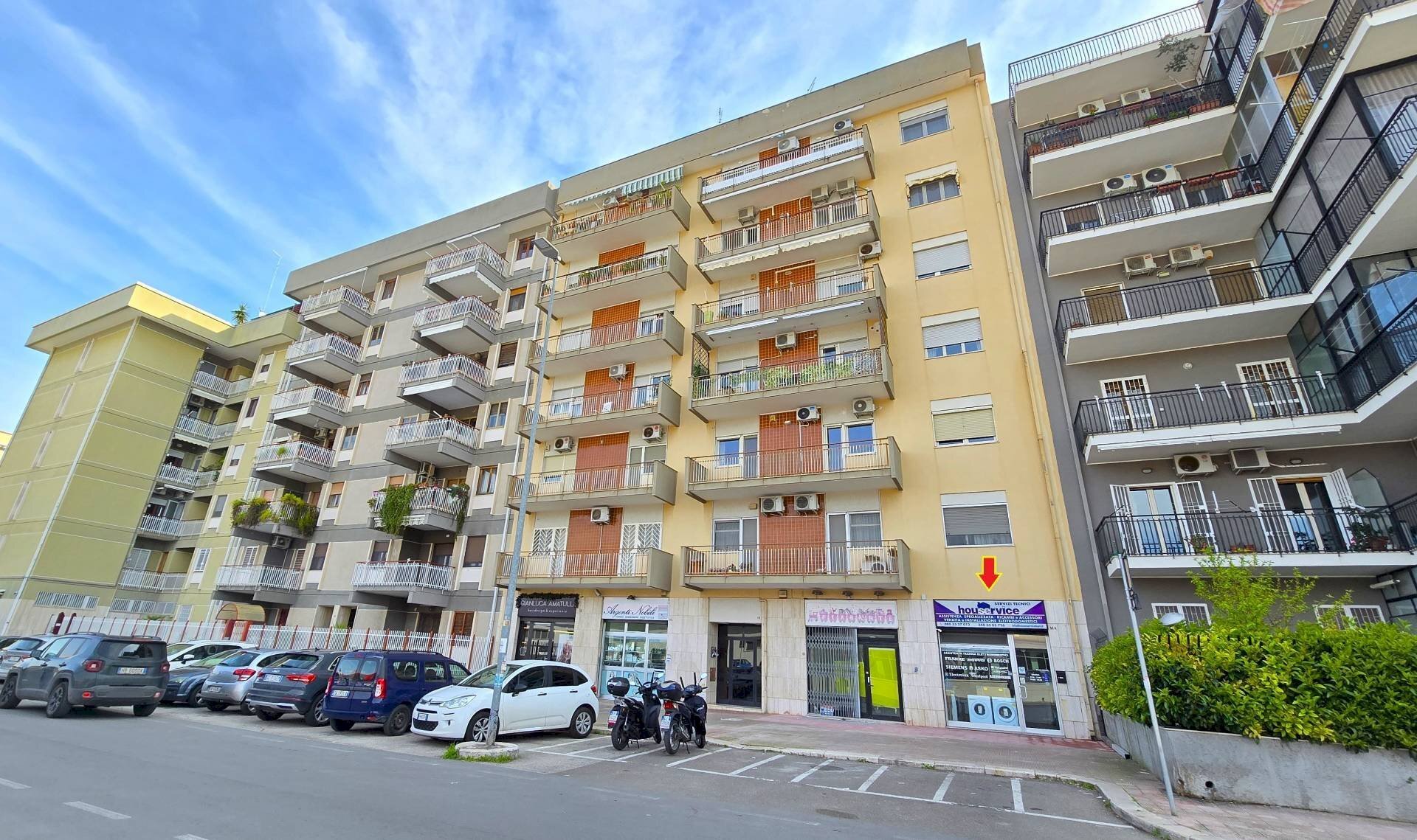 Foto 1 - Commercial Premises Via Camillo Rosalba
 
18/A, Bari - photo 1