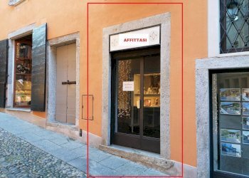 Foto 1 - Locale Commerciale Via Marconi
 
26, Cannobio - foto 1