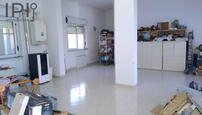 Foto 2 - Commercial Premises via garibaldi, Carcare - photo 2