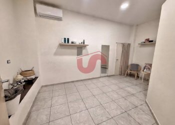 Foto 11 - Commercial Premises Via Giovan Battista Bosco Lucarelli, Benevento - photo 11