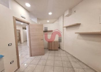 Foto 13 - Commercial Premises Via Giovan Battista Bosco Lucarelli, Benevento - photo 13