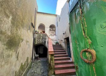 Foto 3 - Casa semi indipendente Via Ripetta
 
5, Lustra - foto 3