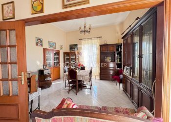 Foto 4 - Appartamento Via Ripetta
 
5, Lustra - foto 4