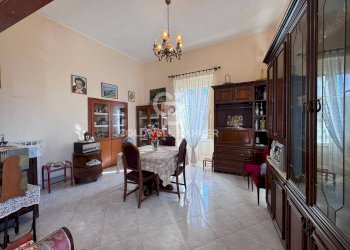 Foto 8 - Appartamento Via Ripetta
 
5, Lustra - foto 8