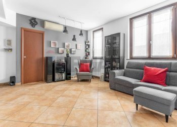 Soggiorno - Trilocale VIA PRIVATA BORSELLINO
 
22, Pogliano Milanese - foto 2