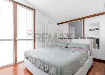 Camera / camera da letto - Trilocale VIA PRIVATA BORSELLINO
 
22, Pogliano Milanese - foto 19