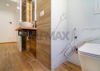 Bagno - One-room apartment Via Monte Ceneri
 
6, Rho - photo 14