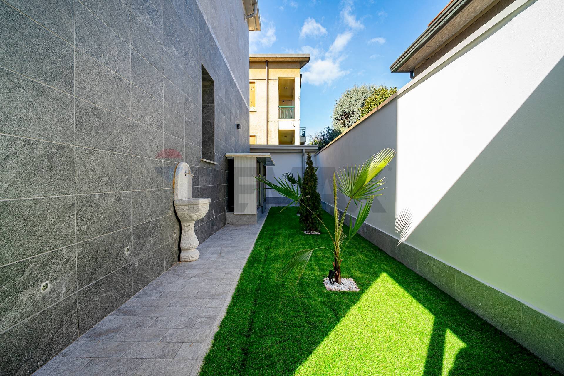 Terrazza - Appartamento Via Monte Ceneri
 
6, Rho - foto 3