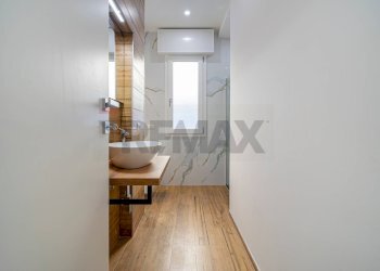 Hall / corridoio - One-room apartment Via Monte Ceneri
 
6, Rho - photo 11