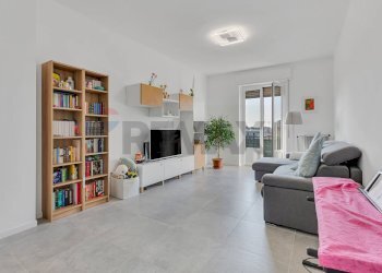 Soggiorno - Quadrilocale Via Carlo Rota
 
25, Monza - foto 2