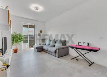 Soggiorno - Quadrilocale Via Carlo Rota
 
25, Monza - foto 3