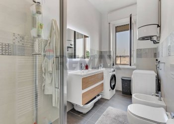 Bagno - Quadrilocale Via Carlo Rota
 
25, Monza - foto 11