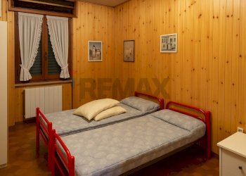 Camera / camera da letto - Villa Via Torino
 
2, Piario - foto 31