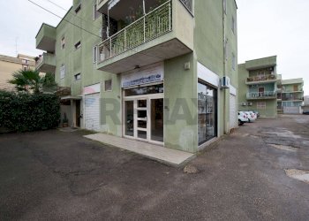 Edificio all\'aperto - Locale Commerciale Via Bitritto
13, Modugno - foto 1