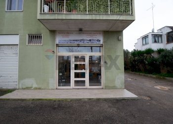 Edificio all\'aperto - Locale Commerciale Via Bitritto
13, Modugno - foto 5