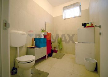 Bagno - Locale Commerciale Via Bitritto
13, Modugno - foto 7