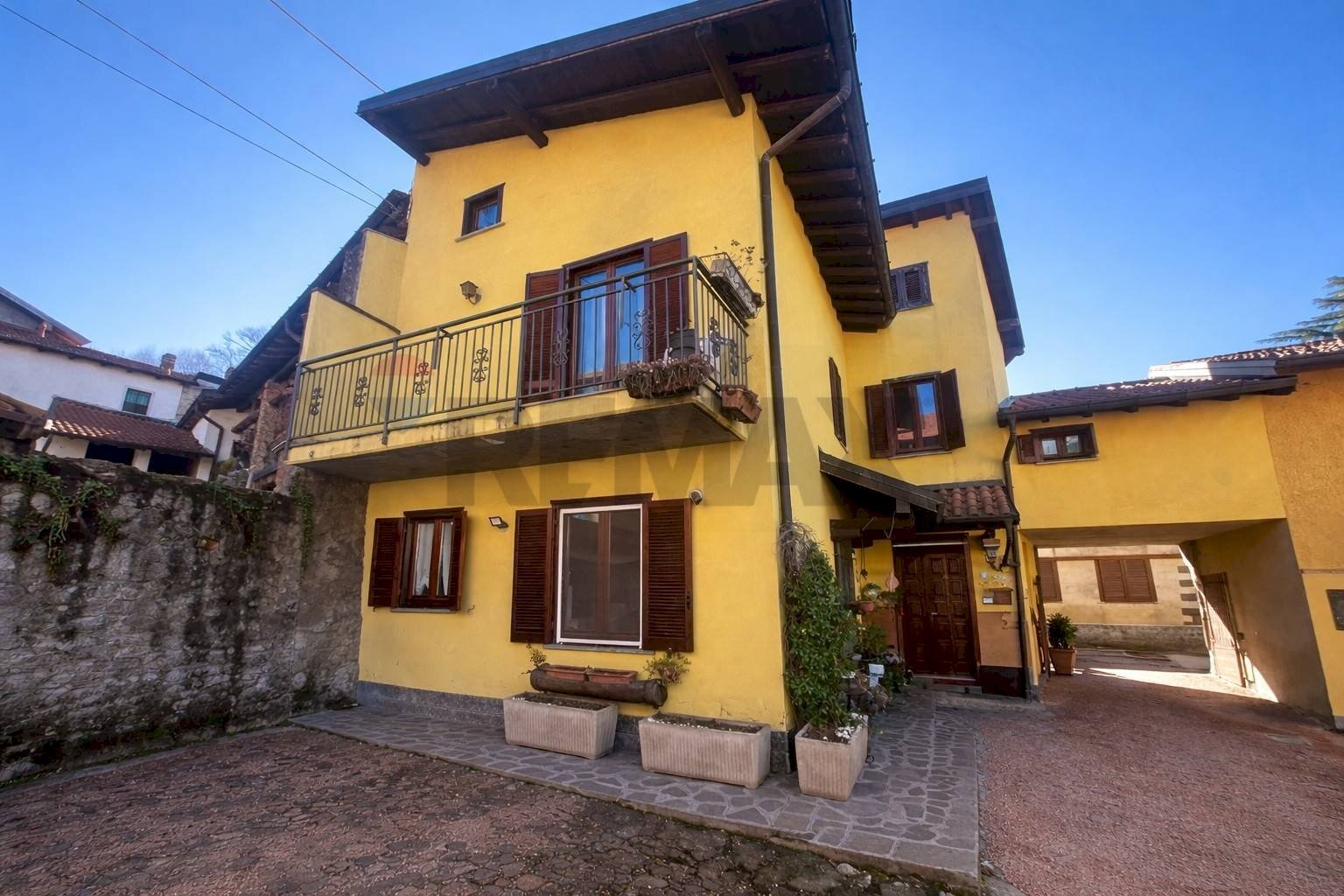 Casa all\'aperto - Casa semi indipendente Via Broglio
 
6, Cocquio-Trevisago - foto 1