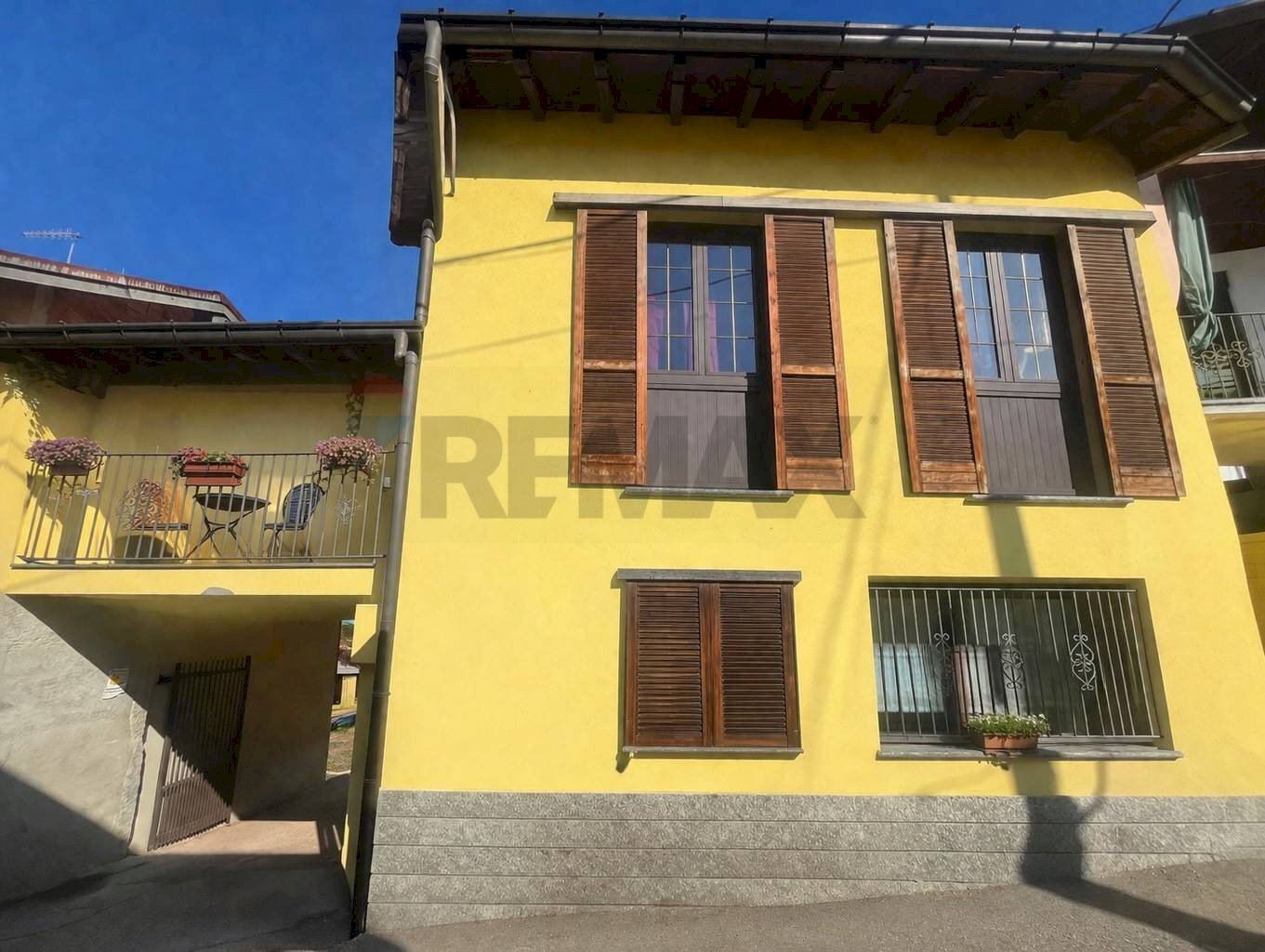 Casa all\'aperto - Casa semi indipendente Via Broglio
 
6, Cocquio-Trevisago - foto 3