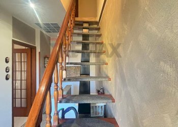 Scale - Casa semi indipendente Via Broglio
 
6, Cocquio-Trevisago - foto 15