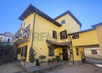 Casa all\'aperto - Casa semi indipendente Via Broglio
 
6, Cocquio-Trevisago - foto 2