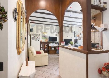 Hall / corridoio - Casa semi indipendente Via Broglio
 
6, Cocquio-Trevisago - foto 7