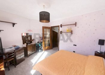 Camera / camera da letto - Casa semi indipendente Via Broglio
 
6, Cocquio-Trevisago - foto 23