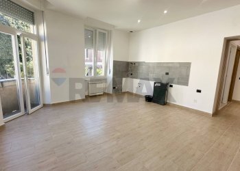 Stanza vuota - Appartamento Via Achille Porraneo
 
28, Arsago Seprio - foto 2