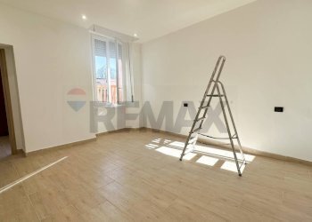 Stanza vuota - Appartamento Via Achille Porraneo
 
28, Arsago Seprio - foto 5