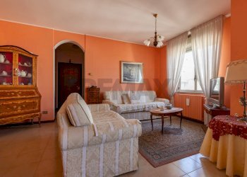 Soggiorno - Quadrilocale VIA RODARI
 
35, Varese - foto 5