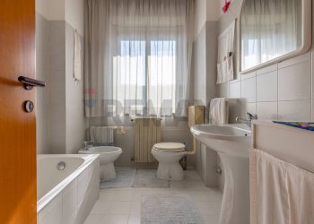 Bagno - Quadrilocale VIA RODARI
 
35, Varese - foto 22