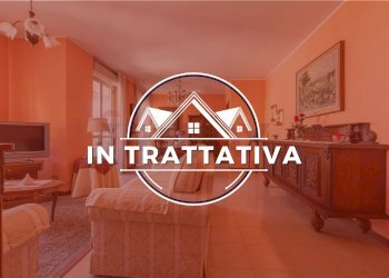 Camera / camera da letto - Quadrilocale VIA RODARI
 
35, Varese - foto 1