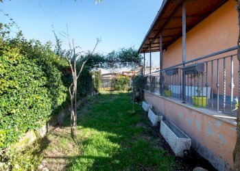 Giardino - Villa a Schiera Via Provinciale 28a
 
64, Nerola - foto 6